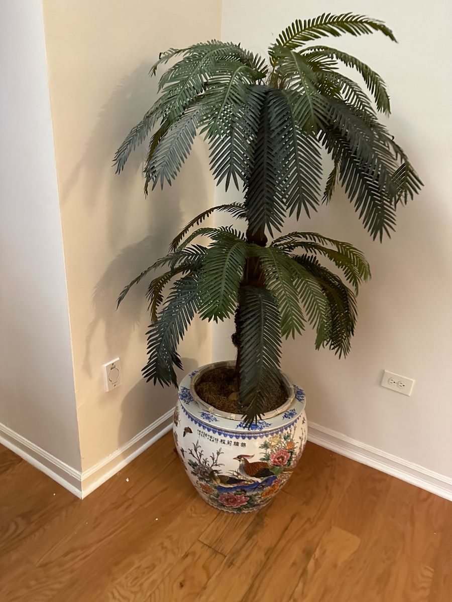 Town & Country Estate Sales in Maywood, NJ starts on 12/2/2023