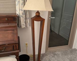Great floor lamp
