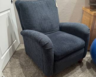 Barely used La-Z-Boy recliner less than three years old. They wintered here for a few months out of the year has barely Any use