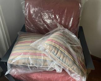 New Outdoor Chair 2 of 2