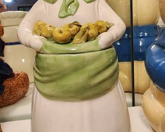 Italy Faceless Lady Cookie Jar