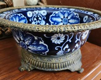 Bombay Blue and White Footed Bowl