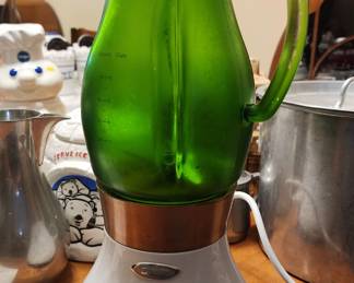 Vtg Jenn-Air Attrezzi Bar Blender Emerald Green Glass Pitcher
