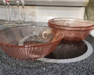 3 Arcoroc Pink Canterbury Crocus Glass Soup Cereal Bowls Embossed Floral Leaf