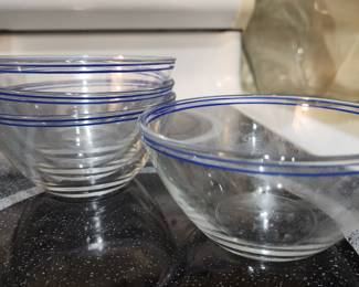 4 ArdaCam Art of Tabletop Glass White Swirl Blue Trim Cereal Soup Bowl