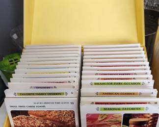 The Betty Crocker Recipe Card Library