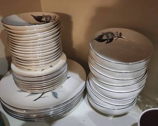 Homer Laughlin China-Lotus Hai Rhythm Dinnerware 1954