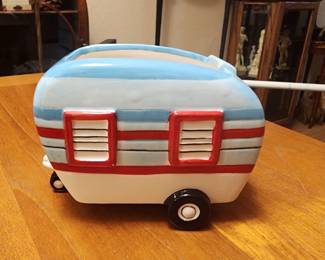 Hobby Lobby Porcelain Trailer