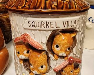Vintage Retro Enesco Ceramic Japan Kitsch Squirrel Biscuit Barrel Cookie Jar