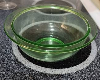 Vintage Green Uranium Glass Smooth Bowl