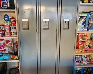 3 Old Lockers