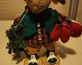 SANTA'S BEST ORNAMENT SNOWSHOEING MOOSE