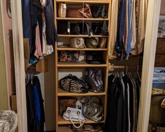 MORE LADIES CLOTHING & PURSES