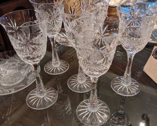PART OF A LARGE SET OF CRYSTAL STEMWARE