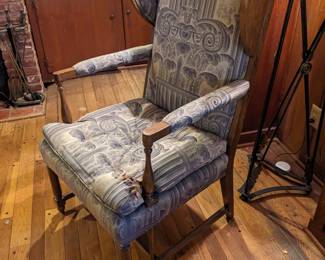 VINTAGE WINGBACK  OLD WILLIAMSBURG CHAIR