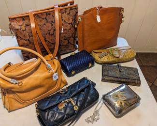 VINTAGE PURSES