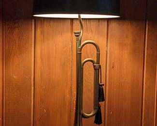 VINTAGE TRUMPET LAMP