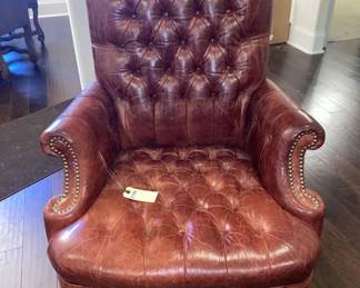 Senator's swivel tilt office chair  leather