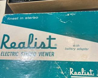 Vtg Realist electric stereo viewer