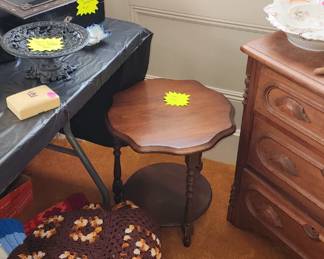 Occasional Table rames, Afghan's, Vintage and Antique Boxes, Antique and Vtg Purses, Antique Valentine Cards, Hankies,