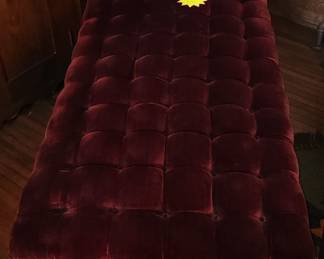 Antionette Fainting Couch