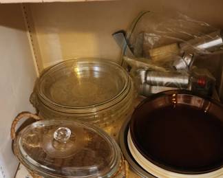 Pyrex, Anchor Hocking, Fire King,