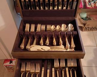 Towel gold  flatware set
Service for twelve 12
73 pieces 