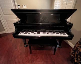K. Kawai baby grand piano, mint condition