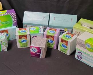 Kleenex Lot
