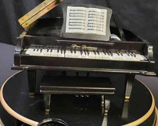 Mr. Christmas Player Piano