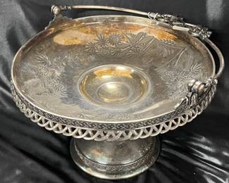 Meriden Silverplate Footed Basket