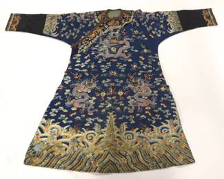 Lot 235 CHINESE DRAGON ROBE