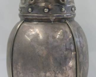 Lot 438 SILVERPLATE BULLDOG