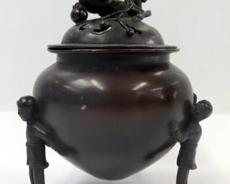 Lot 242 JAPANESE BRONZE CENSOR