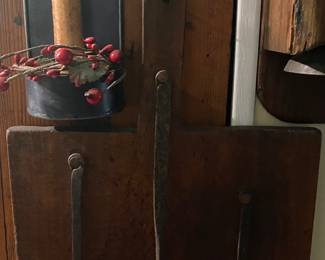 Primitive Utensil Display