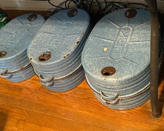 Assorted Granite Ware Roasters including Green and White