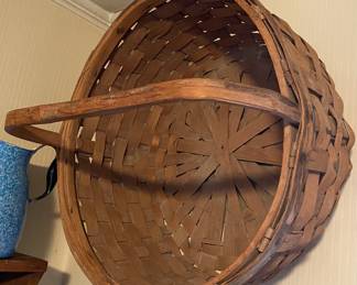 Oak Basket