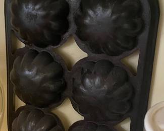 Cast Iron Muffin Pan