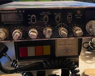 Magnum S-3 CB Radio