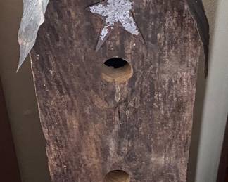 Primitive Bird Feeder