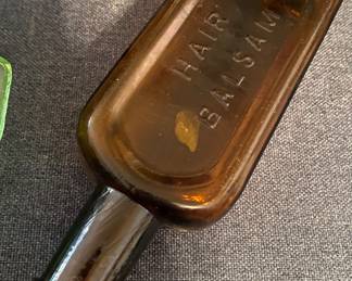 Early Hair Balsam Bottle