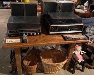 Vintage Stereo Systems and Speakers