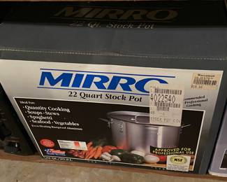 Vintage Mirro Stock Pot