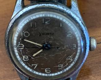 WW2 Helvetia Men's Watch