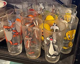 Vintage Looney Tunes Glasses