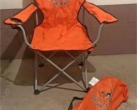 Cleveland Browns Folding Chair Poncho