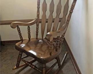  Rocking Chair 