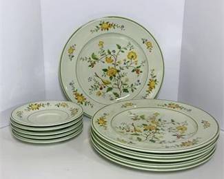 Discontinued Noritake Lineage China Collection 