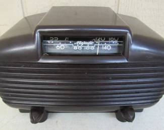 1950's Majestic Bakelite Tube Radio