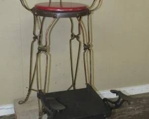 1920's - 1930's Shoe Shine Chair